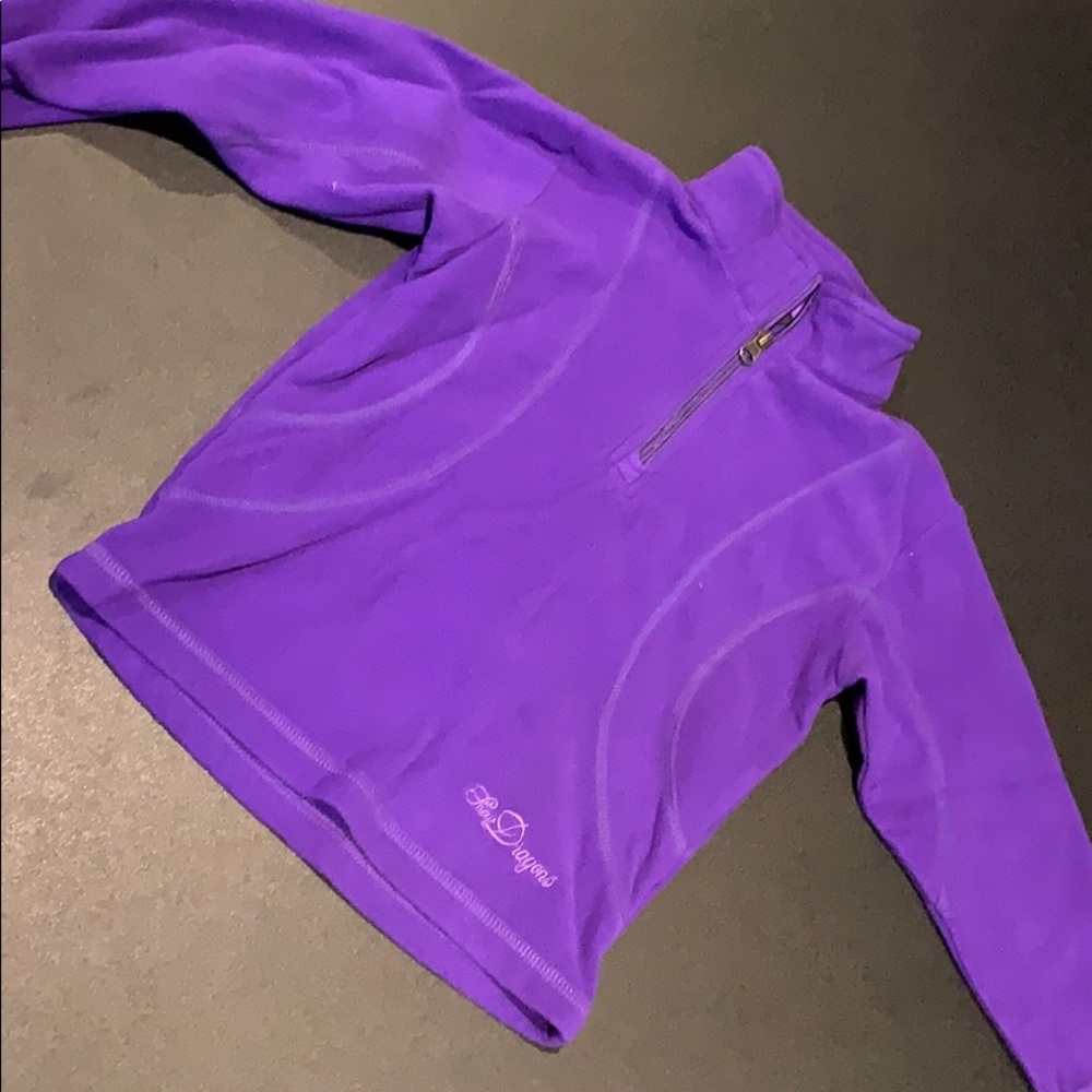 Purple fleece Snow 🐉 Dragon girls Sz 5 pullover